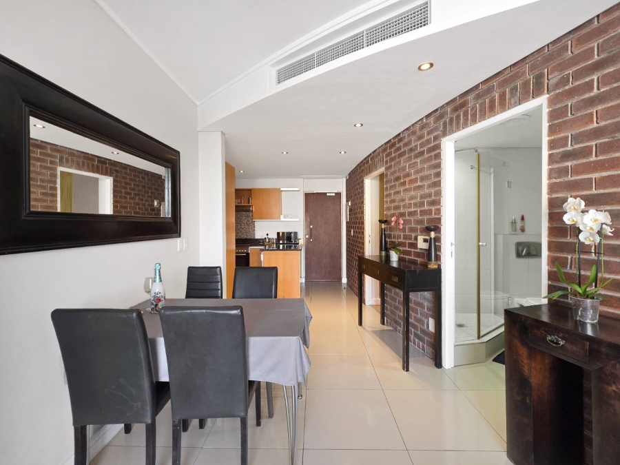 2 Bedroom Property for Sale in De Waterkant Western Cape